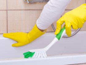 DIY Tips for Cleaning Bathtubs