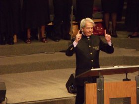 Pastor B. Hinn