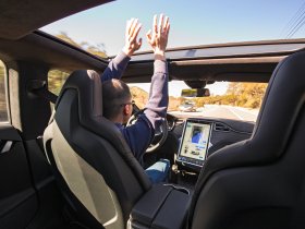 Tesla AutoPilot