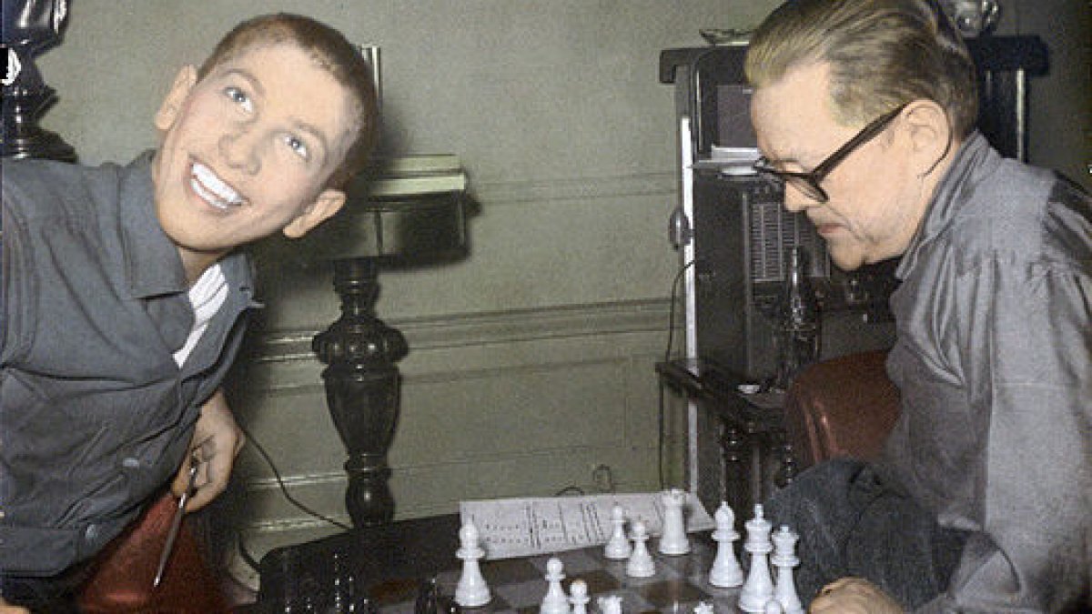 Amazing Chess Game: Bobby Fischer's Pirc Defence Immortal vs Benko