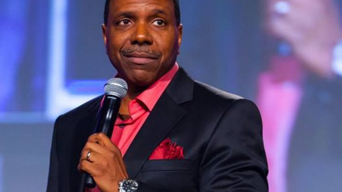 Creflo Dollar